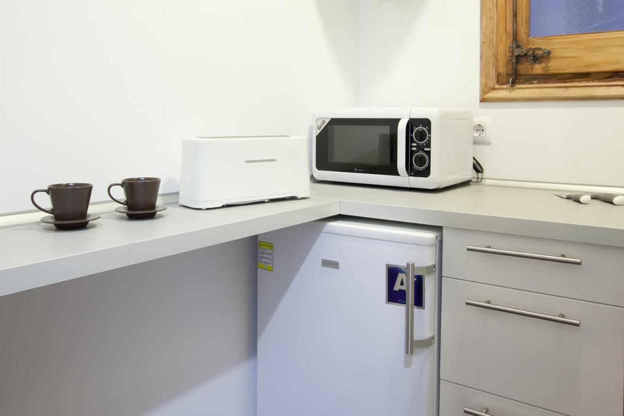 2-Bedroom Apartment For Families 바르셀로나 외부 사진